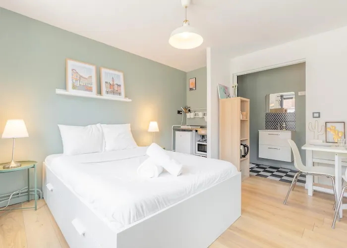 Vieux Lille : Equipped Studio